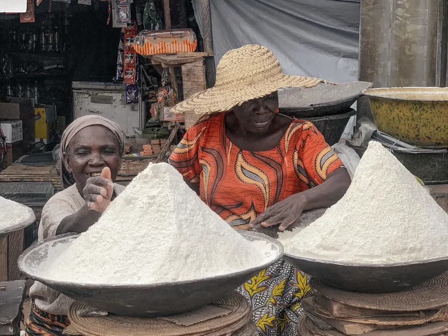 Femmes leaders dans un village
